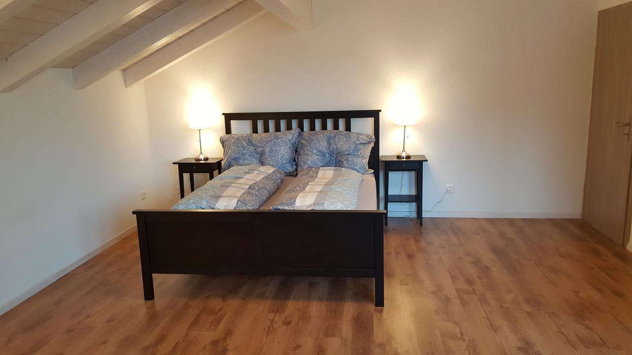 Attika Wohnung Spiez Esterno foto